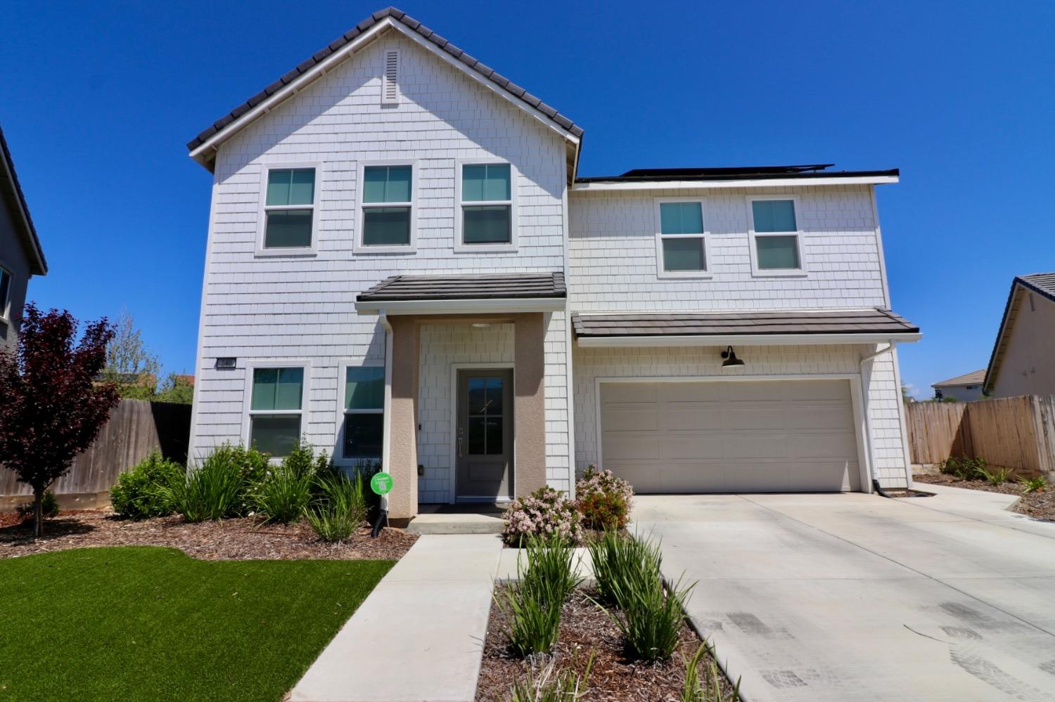 240 Huntington Ave S