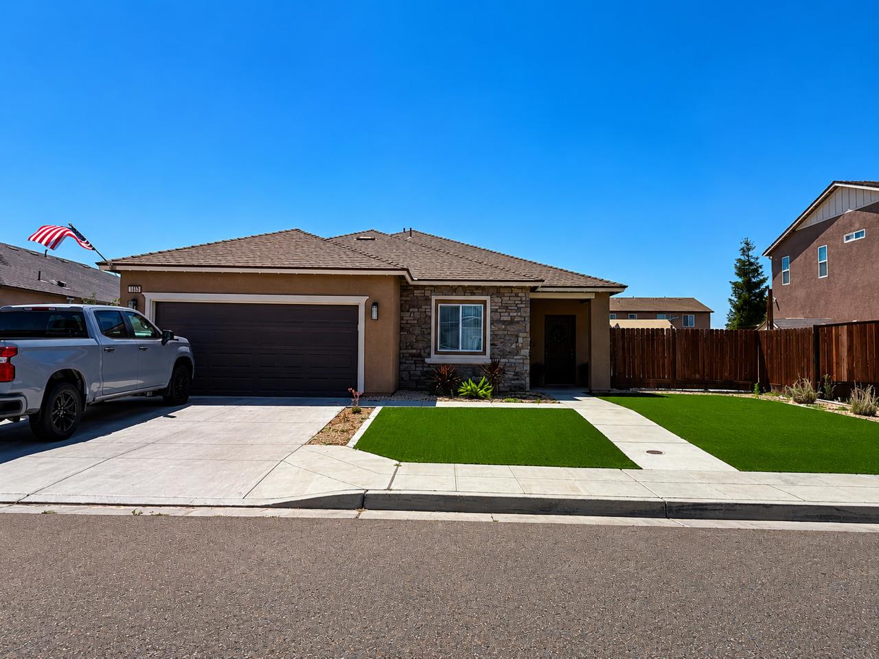 1386 Shoreside Dr